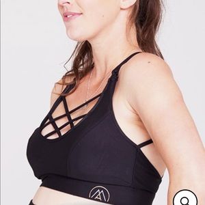 Maternity & Nursing Strappy Sports Bra